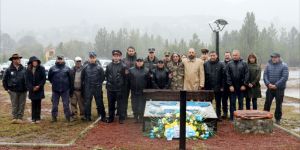 Villa Pehuenia Moquehue rindió homenaje en el Día del Veterano y de los Caídos en la Guerra de Malvinas